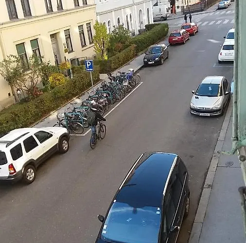 Contemporary - By Nahuen